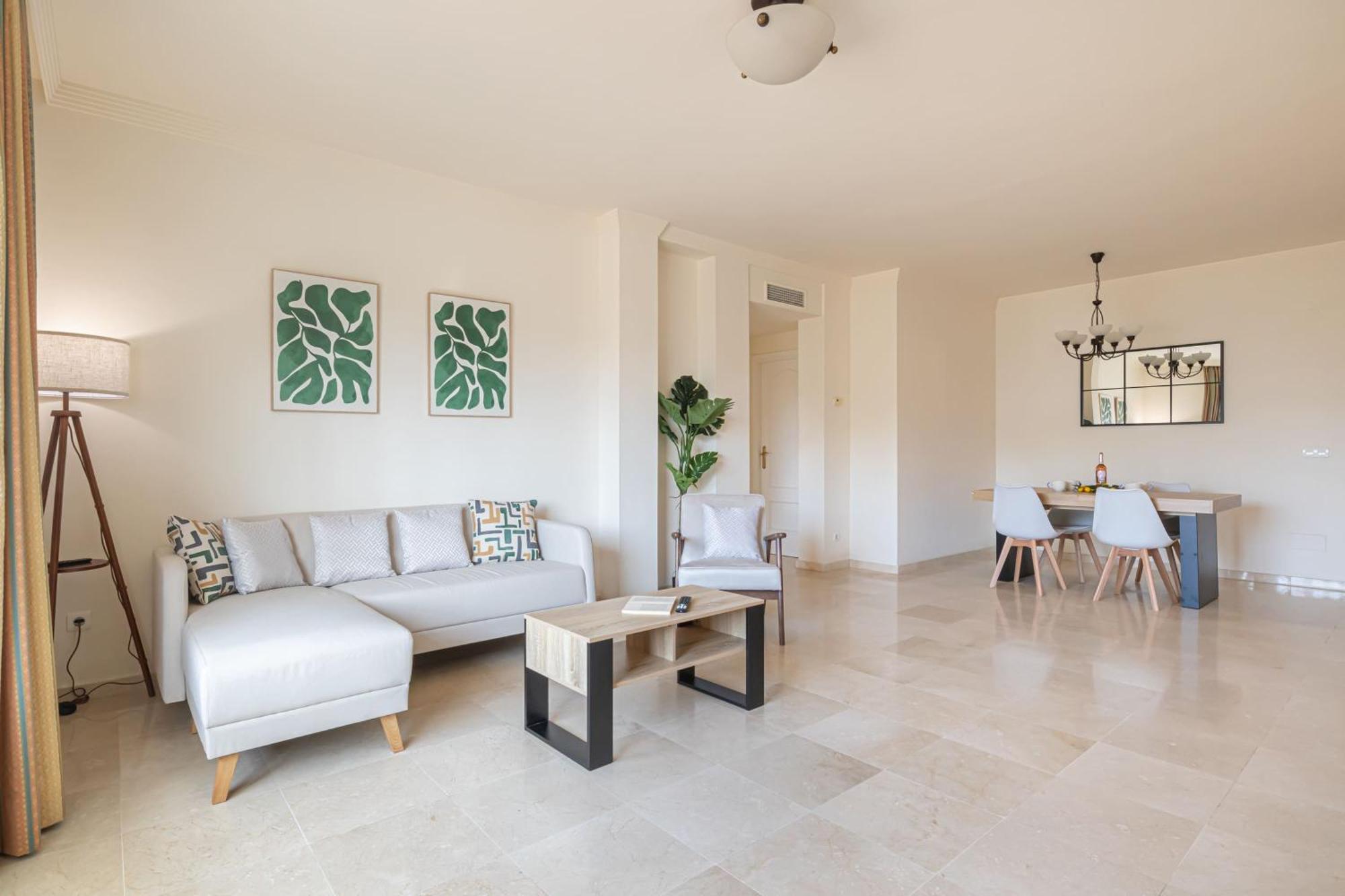 Sunbeach - Puerto Banus Apartment